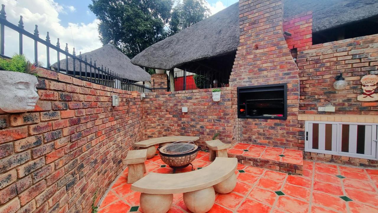 Va Sabi Bo, Best View, Luxury Family Villa In Hartbeespoort Dam Exterior foto